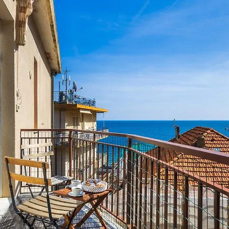 Apartment Hostdomus-seaside