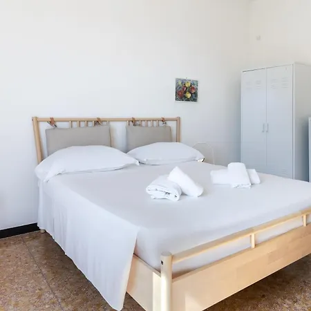 Hostdomus-seaside Apartment Noli