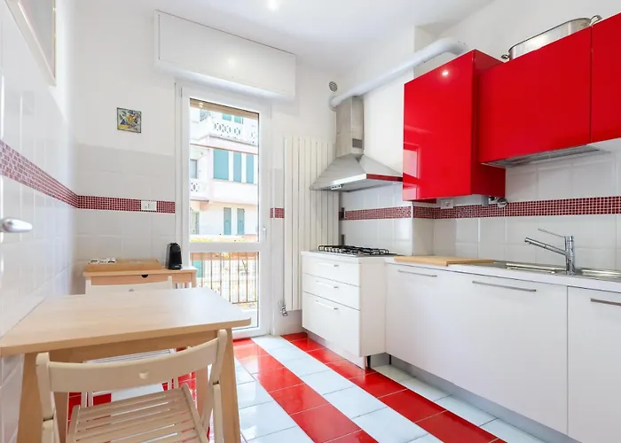 Hostdomus-seaside Apartamento Noli